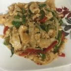 Best Spicy Basil Leaves in Woodstock, GA